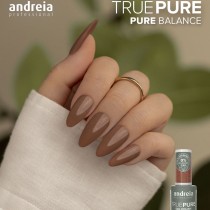 Esmalte Andreia True Pure semipermanente vegano sin HEMA, para un acabado perfecto y respetuoso con la piel.