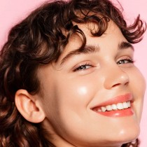 Sérum facial con retinol BodyBoom, tratamiento de cuidado facial intensivo para renovar la piel.