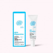 Protección solar con BodyBoom SPF50, crema facial ligera ideal para uso diario en el cuidado de la piel.