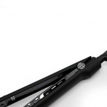Corioliss C3 Black Chrome Soft Touch, plancha de pelo profesional con placas de titanio y diseño ergonómico.