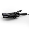 Tenacilla Corioliss Triple Barrel, herramienta profesional para crear ondas definidas y duraderas.