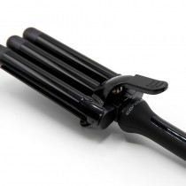 Tenacilla pelo profesional Corioliss Triple Barrel, aparatología de peluquería para estilistas.