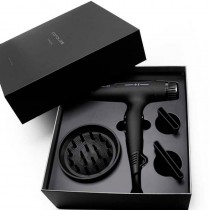 Secador Corioliss Typhoon Black 2400W, aparatología profesional de peluquería con resultados rápidos.