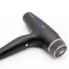 Secador profesional Corioliss Typhoon Black, potente, silencioso y eficiente para el uso diario.