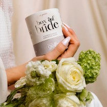 Esmaltes de uñas para boda que ofrecen un acabado elegante y duradero.