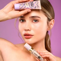 maquillaje profesional Eveline unificador de tono