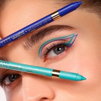 maquillaje berenjena Eveline de larga duración y cobertura uniforme